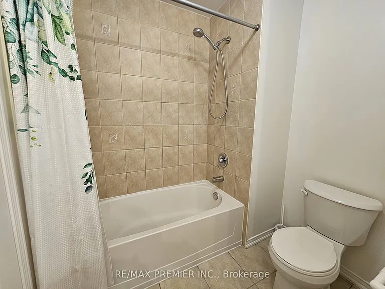 745 Farmstead Dr #12 — Photo 15