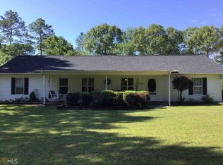 2942 Adamson Trl, Metter, GA 30439