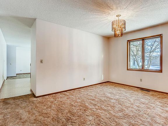 5th image of 5120 Oakview Ln N