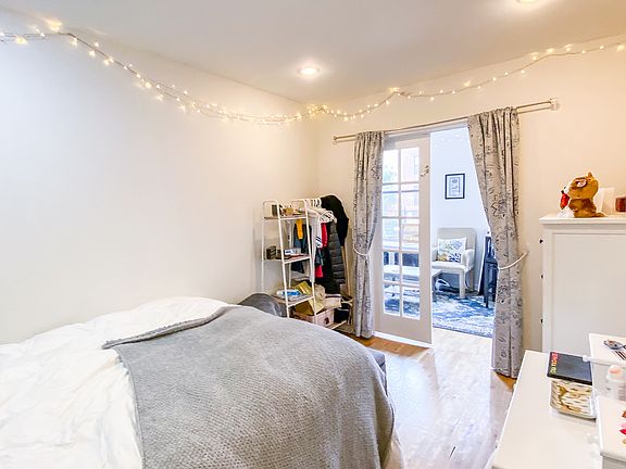 4th image of 1812 Amsterdam Ave #2F