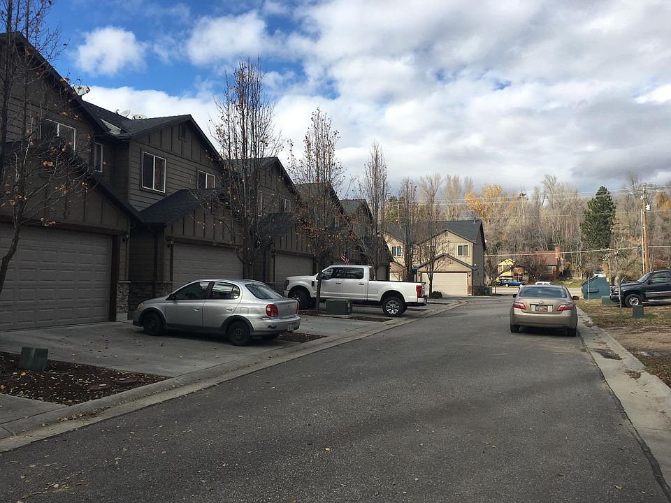 3 bedroom townhouse with two car garage.