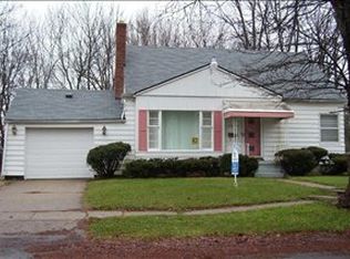 2729 Golfside Ln, Flint, MI 48504