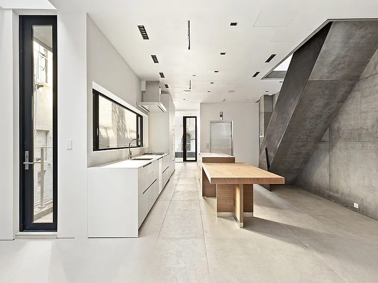 35 Walker St #PENTHOUSE — Photo 4