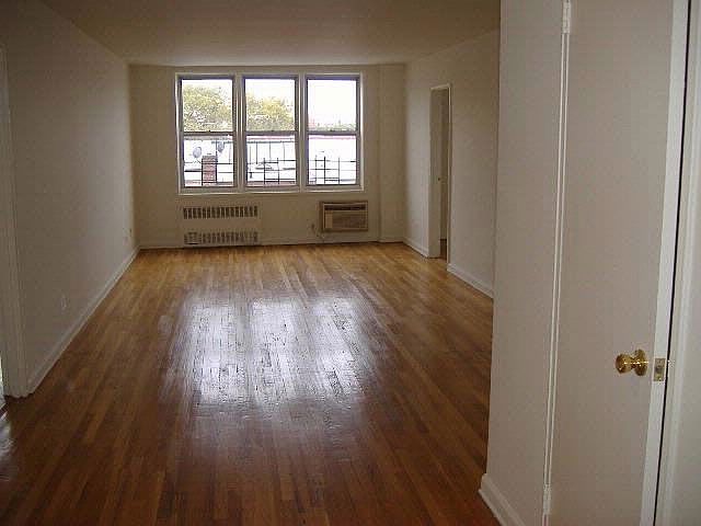 2nd image of 3310 Nostrand Ave APT 611
