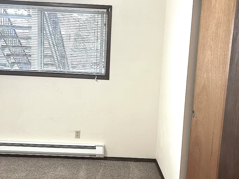17160 Avondale Way NE #10 — Photo 15