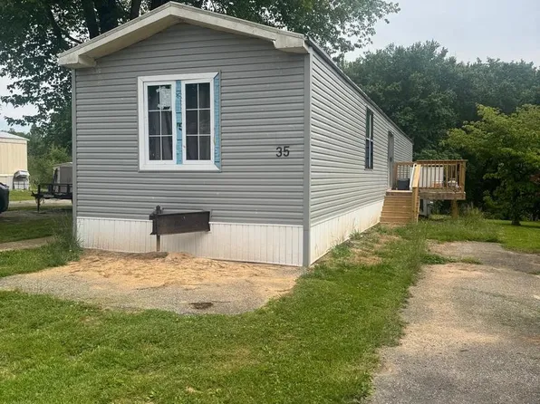 35 W Mayer Dr, Finksburg, MD 21048