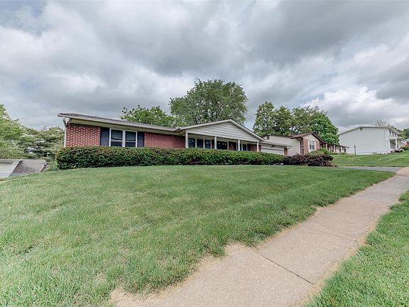 3rd image of 1047 Ferngate Ln