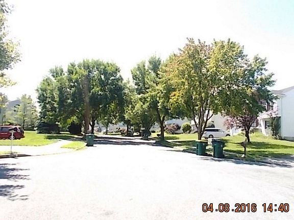 5th image of 144 Woodside Dr