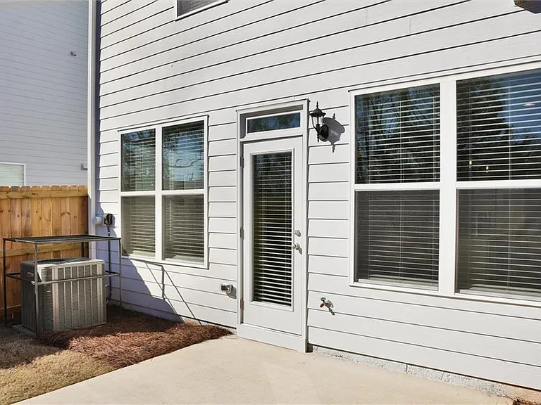 1615 Aiden Way — Photo 33