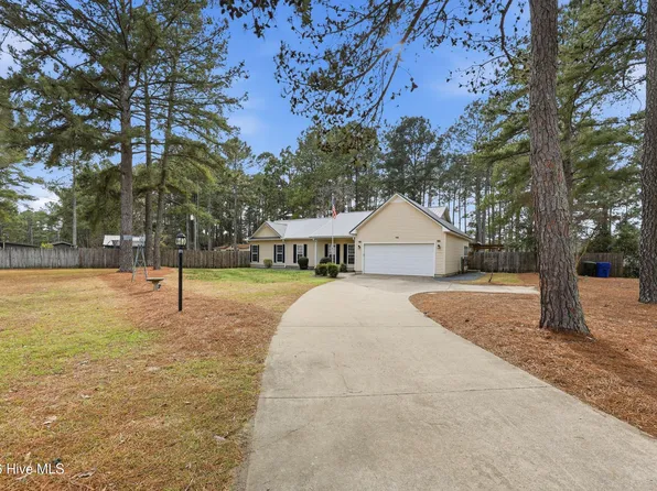 115 Grosbeak Court, Aberdeen, NC 28315