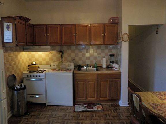 5th image of 58 W 105th St APT 4C