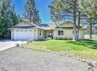 16451 Tee Pl, Weed, CA 96094
