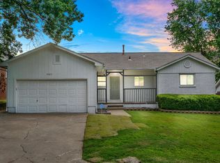 2611 S Maplewood Ave, Tulsa, OK 74114