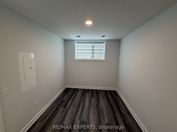 3rd image of 440 Wellington St E #17