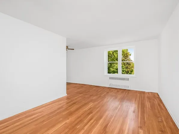 625 Gramatan Avenue #2F, Mount Vernon, NY 10552