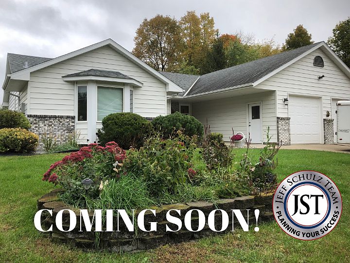 1st image of 1050 Sugarbush Ln