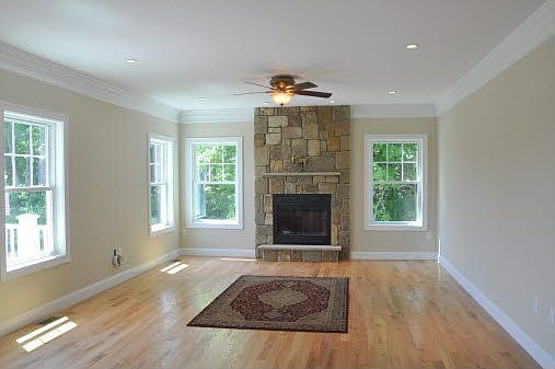 2nd image of 5 Wisteria Dr