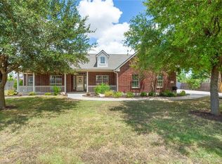 105 San Jacinto Dr, Hutto, TX 78634