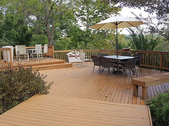 Beautiful Private Deck