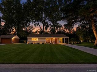 2642 Littletell Ave, West Bloomfield, MI 48324