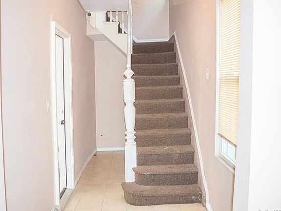2nd image of 3951 De Reimer Ave Unit 1