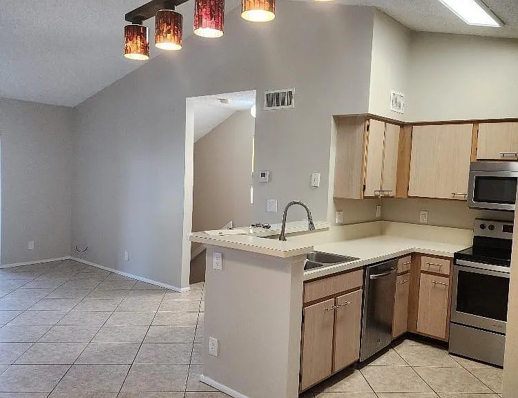 7630 Westwood Dr #328 — Photo 21