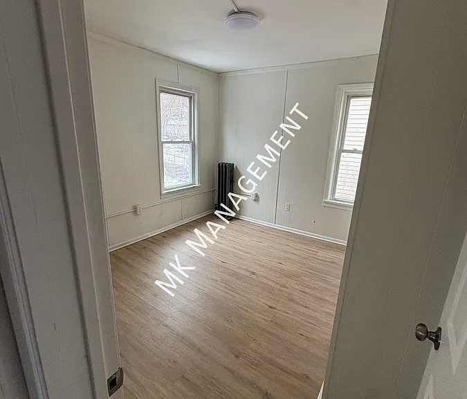 513 N Irving Ave — Photo 9