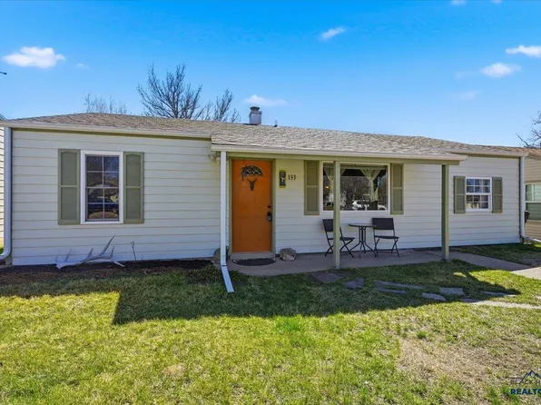 133 E Saint Francis St, Rapid City, SD 57701