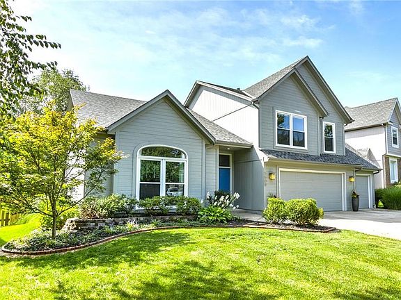 5th image of 5609 W 152nd Pl