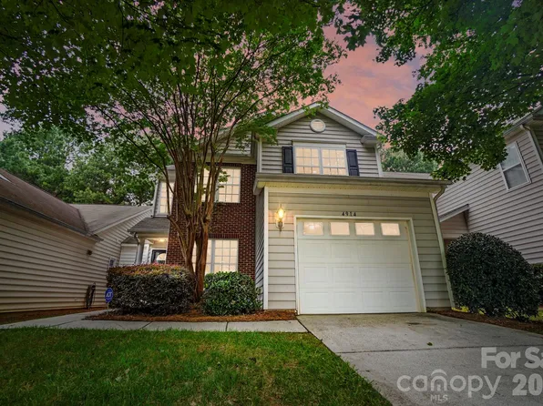 4914 Sunset Ridge Ct, Charlotte, NC 28269