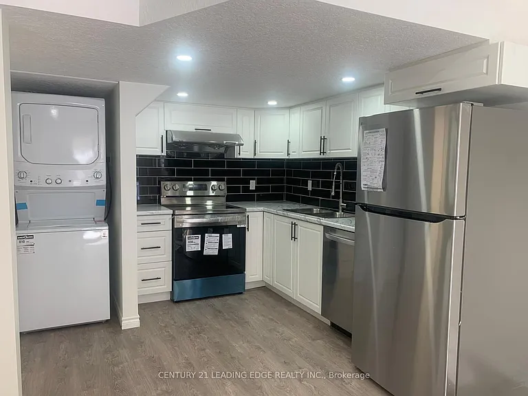 142 Rivertrail Ave — Photo 4