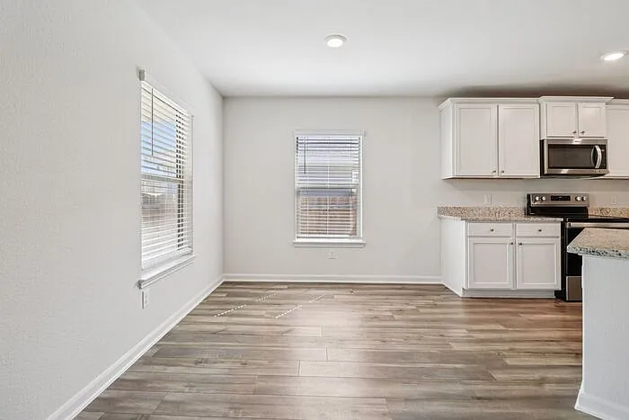 142 Crimson Cir — Photo 10