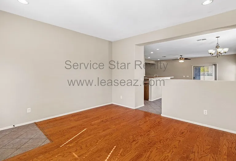 15015 N 172nd Ln — Photo 6