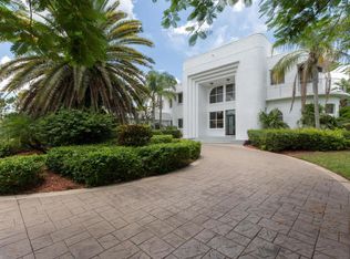 15635 Sunnyland Ln, Wellington, FL 33414