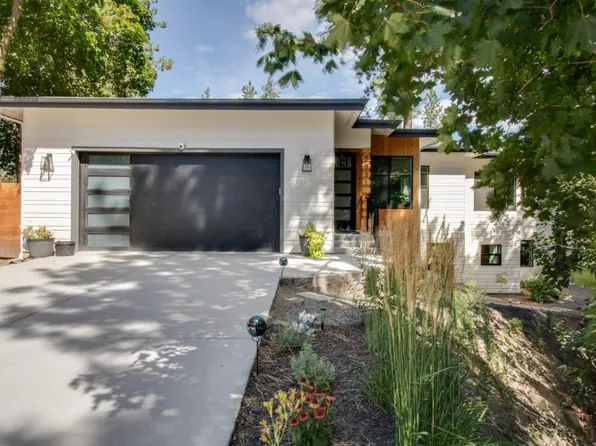 3321 E 15th Ave, Spokane, WA 99202