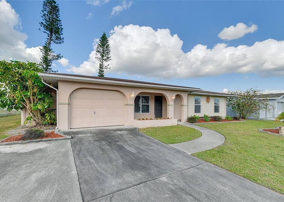 1st image of 6222 Fabian Rd