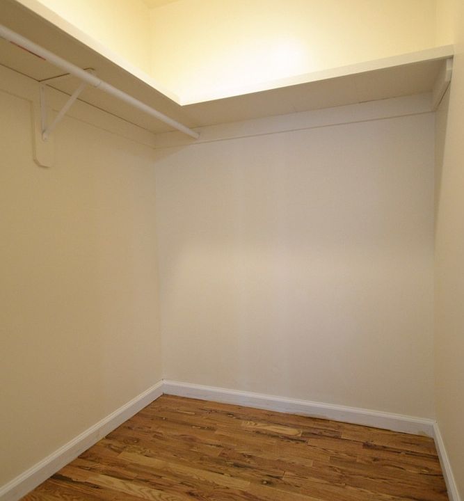 1st image of 619 Grand Ave APT 1