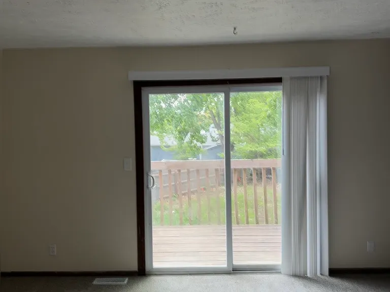 5020 Southwood Cir — Photo 8