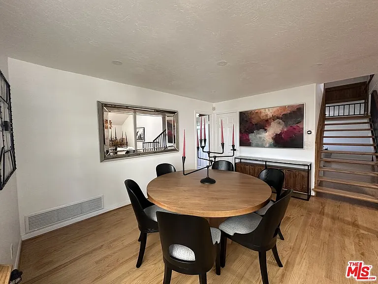 2846 Angelo Dr — Photo 7