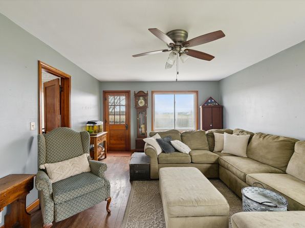 12045 Lincoln Rd, Burt, MI 48417