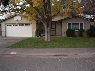 5812 Rich Hill Dr, Orangevale, CA 95662