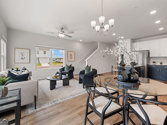 4th image of 1383 Riverstone Rd