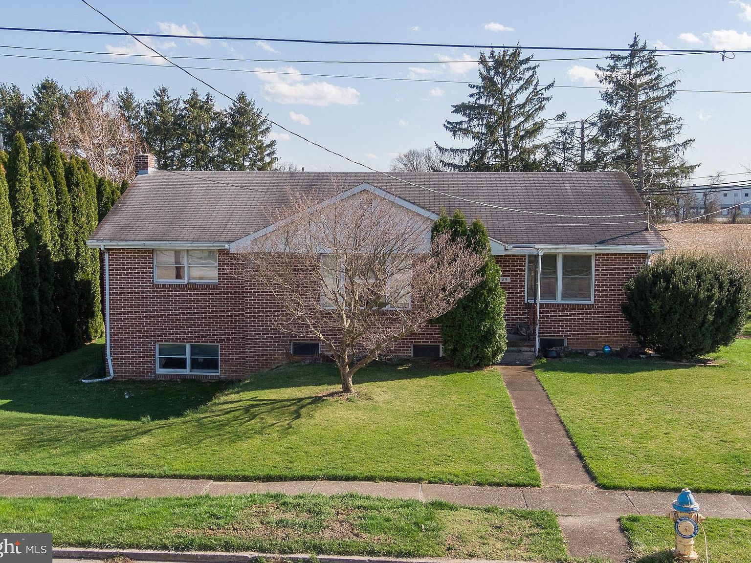 85 W Main St, New Kingstown, PA 17072 Zillow