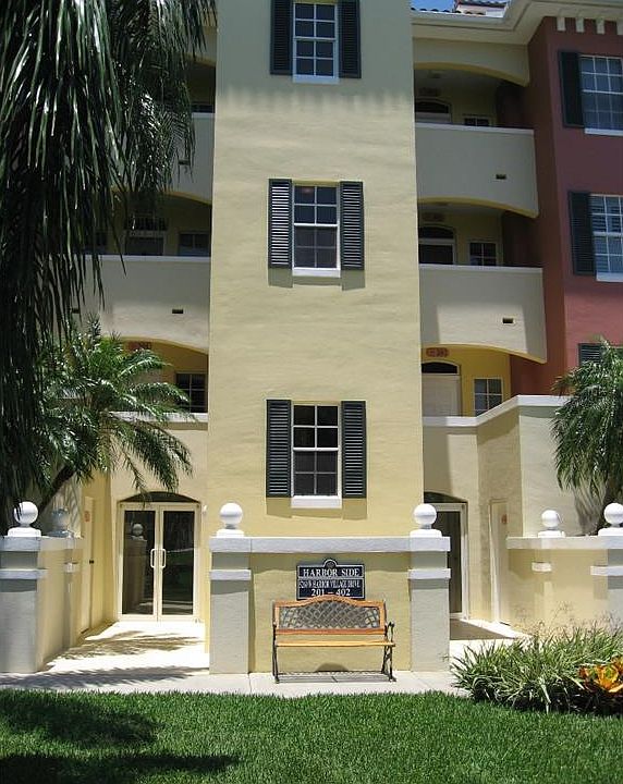 1st image of 5260 W Harbor Village Dr APT 301