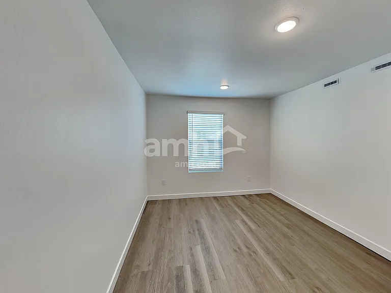 18483 W Honeysuckle Dr — Photo 15