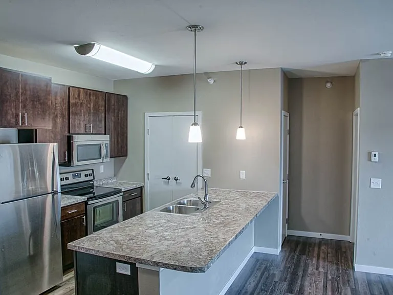 Ironwood Flats — Photo 43