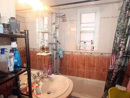 Sold by Superior Realty Service | media 54