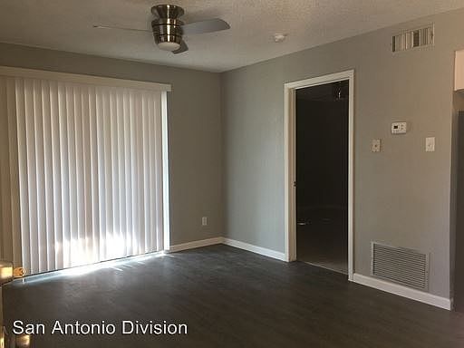 2nd image of 100 Cloudhaven Dr APT 107