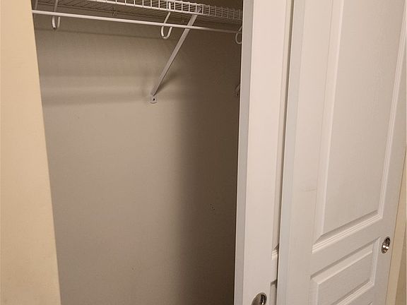 4th image of 3118 Grand Falls Blvd