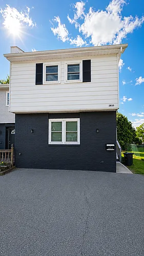 2835 Ithaca St Photo 1